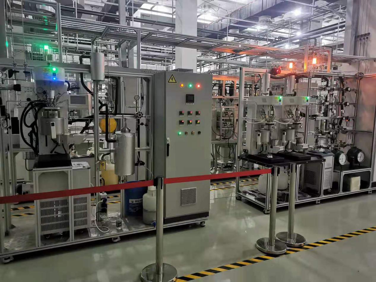 重油加氫試驗系統(tǒng)(圖2)